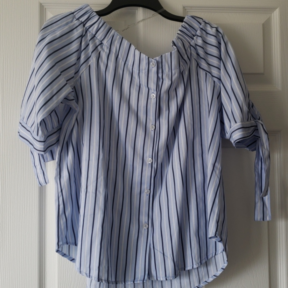 Blue white striped top